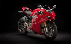 Red motorcycle Ducati Panigale V4 S, 2018 front view