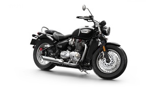 Черный мотоцикл Triumph Bonneville Speedmaster, 2018 на белом фоне