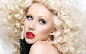 Красивая блондинка певица  Кристина Агилера