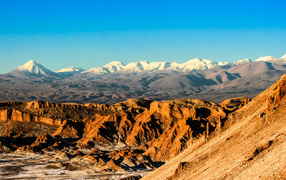 Горы в пустыне Атакама, Чили 