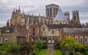 Старинный Йоркский собор, Англия 