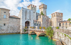 The castle of Scaliger near the water, the town of Sirmione. Italy