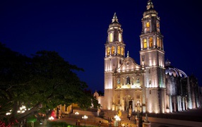 Church at night in San Francisco de Campeche, Mexico