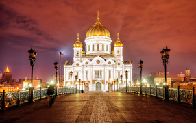 Beautiful Cathedral of Christ the Savior in the evening, Moscow. Russia