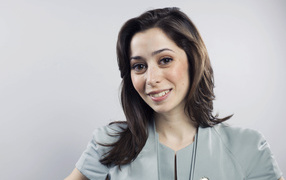 Актриса Кристин Милиоти фото на белом фоне