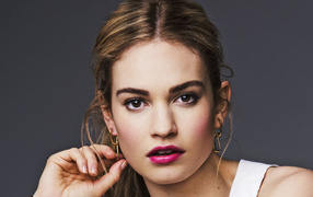 Effective girl actress Lily James