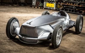 Electric car Infiniti Prototype 9, 2018 color silver metallic