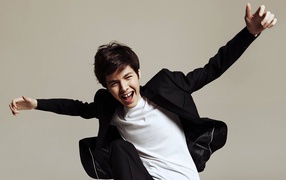 Участник Евровидения 2017 в Киеве от Бельгии Кристиан Костов 