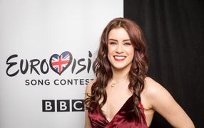 Участник Евровидения 2017 в Киеве от Великобритании Lucie Jones 