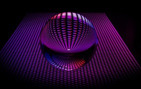 Большая стеклянная сфера на фиолетовом фоне в 3D-графике