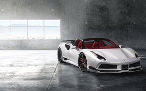 Белый спортивный кабриолет Ferrari 488 Pearl White