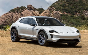 White car Porsche Mission E Cross Turismo 2018