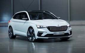 Белый автомобиль Skoda Vision RS, 2018 года