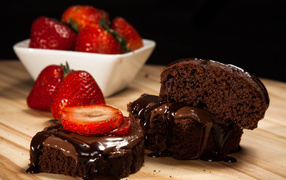 Appetizing chocolate dessert with strawberries