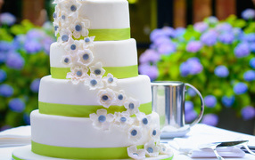 Big beautiful wedding cake with sugar flowers