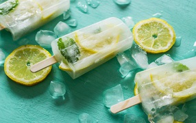 Мороженое фруктовый лед с лимоном 