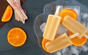 Апельсиновое мороженое на палочке