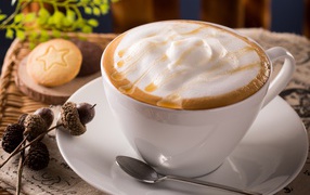 White cappuccino with big foam