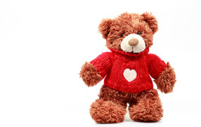 Плюшевый медвежонок Тедди в красном свитере с сердечком, подарок на день влюбленных 