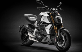 Мотоцикл Ducati Diavel 1260 S, 2019 года