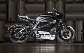 Электрический мотоцикл Harley Davidson Livewire, 2019