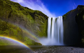 Красивый водопад Скоугафосс, Исландия