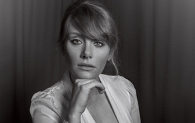 Актриса Брайс Даллас черно - белое фото