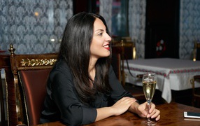 Айсель Мамедова участница Евровидения 2018 от Азербайджана