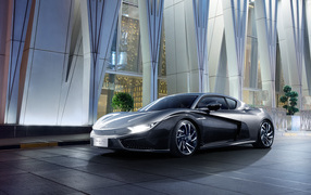 Серебристый электрический суперкар Qiantu K50