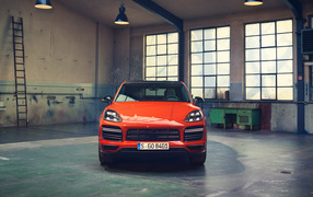 SUV Porsche Cayenne Turbo Coupe 2019 in the garage
