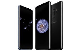 Черный смартфон Samsung Galaxy S9 на белом фоне