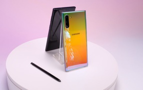 Новый смартфон Samsung Galaxy Note 10