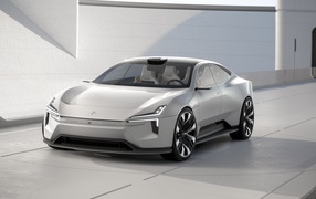 Серебристый автомобиль Polestar Precept 2020 года