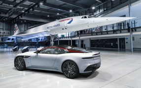 Автомобиль Aston Martin DBS Superleggera Concorde Edition 2019 года в ангаре