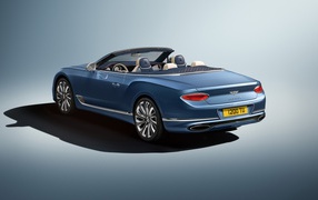 2020 Bentley Continental GT Convertible Car Rear View