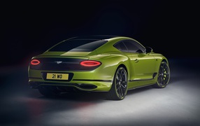 Автомобиль Bentley Continental GT, 2019 года