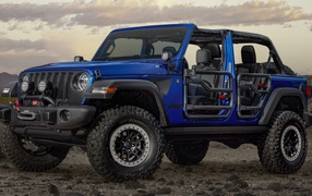 Blue Jeep Wrangler Unlimited, 2020