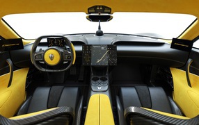 Салон автомобиля Koenigsegg Gemera 2020 года 