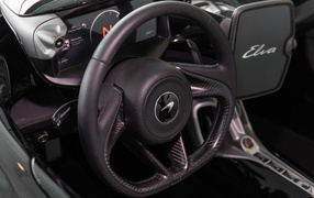 Руль автомобиля McLaren MSO Elva M1A Theme 2020 года