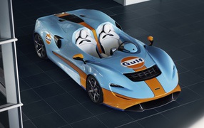 Спортивный автомобиль McLaren Elva Gulf Theme By MSO 2021 года вид сверху