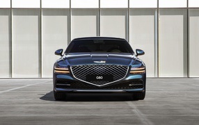 Автомобиль Genesis G80 AWD 2020 года в лучах солнца