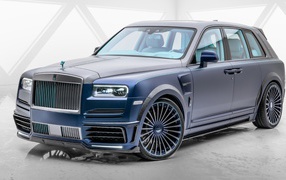 Дорогой внедорожник Mansory Rolls-Royce Cullinan Coastline 2020 года
