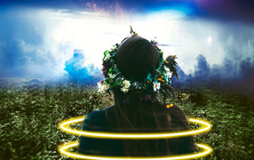 Красивая девушка с венком на голове в желтых кругах