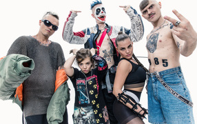 Популярная российская группа Little Big на белом фоне