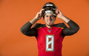 American football quarterback Josh McCone in helmet