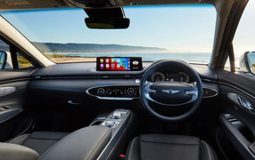 Черный салон автомобиля Genesis GV70 2.5T 2021 года