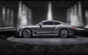 2021 Bentley Continental GT Speed side view
