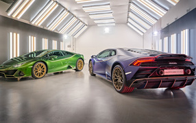 Спортивные автомобили Lamborghini Huracán, 2021 года