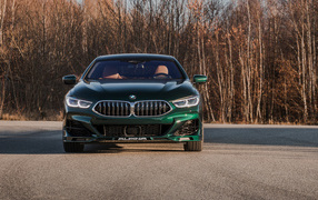 Автомобиль Alpina B8, 2022 года вид спереди