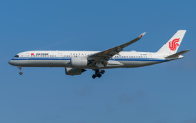 Пассажирский самолет  A350-900 авиакомпании Air China